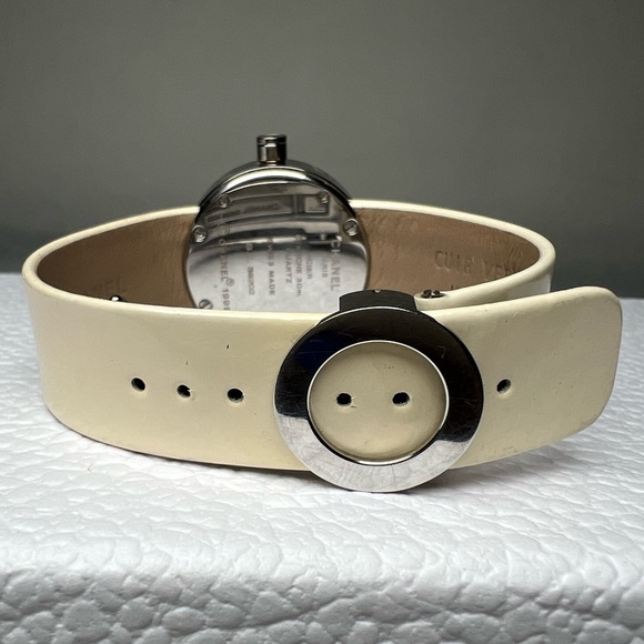 ‼️SOLD‼️ Auth Chanel La Ronde 29mm Watch - Picture 6 of 10